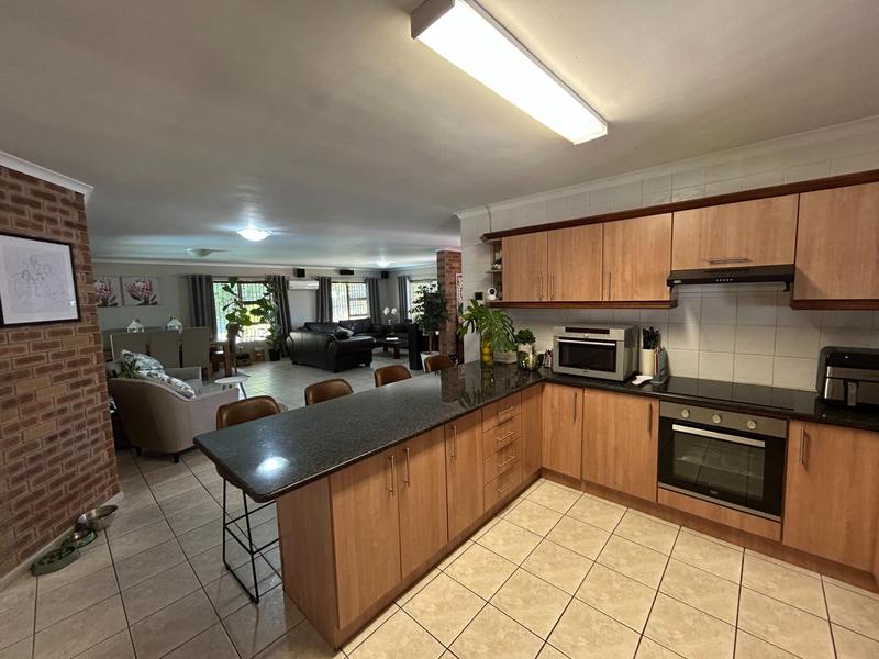 To Let 4 Bedroom Property for Rent in D